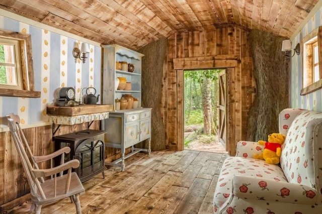  Disney построил настощий дом Винни-Пуха в английском лесу и в нем есть особые правила 