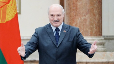 Максим Кац: "Лукашенко теперь не всенародно избранный лидер, а выживший из ума пожилой мужик"