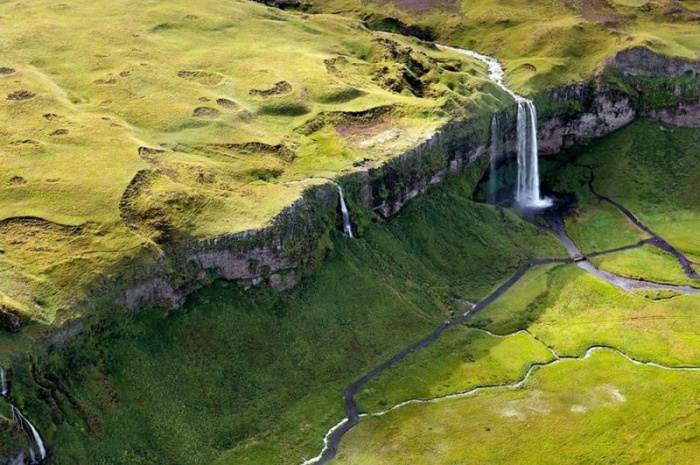 Самый живописный норвежский водопад Сельяландсфосс