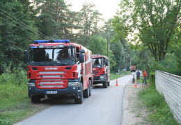 Спасатели из Нарва-Йыэсуу: водители осложняют тушение пожара, так как рвут пожарный рукав 