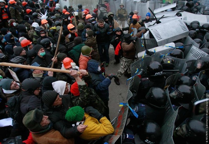 Оппозиция Украины раскололась надвое 