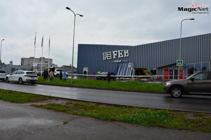 В центре Нарвы обрушилась часть магазина