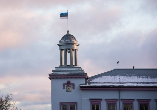 Арендаторов муниципальной недвижимости Нарвы на месяц освободят от платы за нее