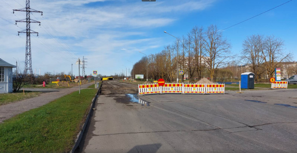 Первый этап реконструкции дороги в Нарве остановился