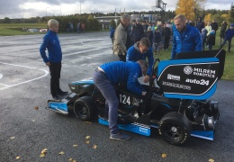 В Ийзаку представили разработанный эстонскими студентами гоночный электромобиль 