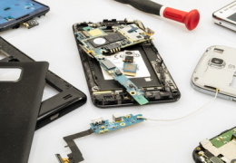 Европа заставит делать смартфоны пригодными для ремонта, а электронику ремонтировать в течение 5–10 лет после покупки 
