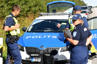 Число полицейских в Эстонии сокращается, но их нагрузка остается высокой 