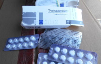 Российские таможенники не пустили в Эстонию партию таблеток феназепама и бензонала 