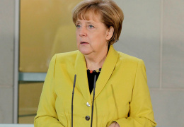 Меркель выступила против выхода Греции из состава еврозоны