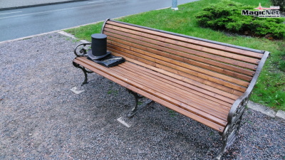 Александр Пушкин в Нарве остался без цилиндра. Но временно