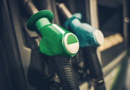 Бензин подорожает из-за биодобавок, многим старым автомобилям придется перейти на Euro 98 