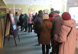 Выборы в Нарве стартовали с очередей