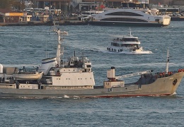 Российский военный корабль затонул после столкновения с торговым судном в Черном море