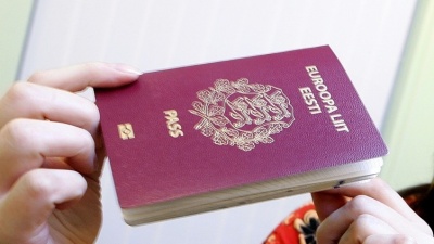 Паспорта с десятилетним сроком действия будут выдавать лишь с 2017 года, срок действия ID-карт меня не станут 