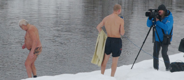 Крещенские купания в Нарве: без организаторов