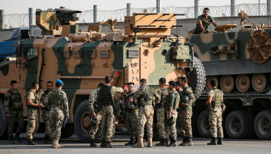 Песков: США бросили курдов под каток турецкой армии