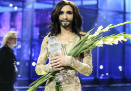 В РПЦ обеспокоены победой на конкурсе "Евровидения" бородатого трансвестита