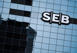 Полугодовая прибыль SEB снизилась до 93,9 млн евро