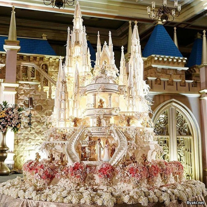 Эпические свадебные торты от мастеров семейной пекарни