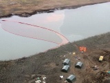 Багровые реки: в Норильске разлилось 20 тысяч тонн дизтоплива - введен режим ЧС 