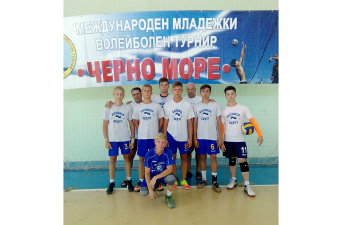 Нарвские волейболисты «забронзовели» в Болгарии