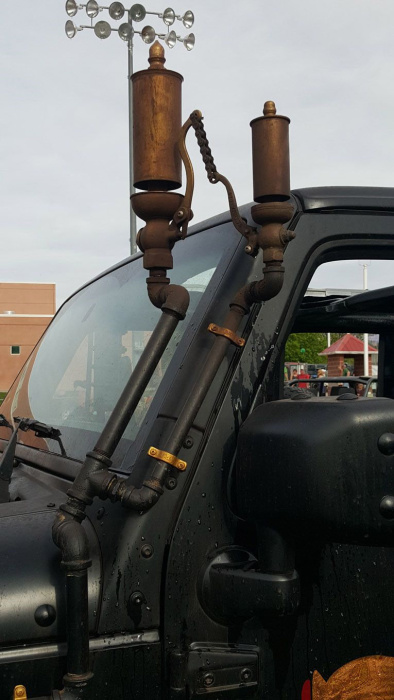 Паровоз Jeep Wrangler. Истинный паропанк