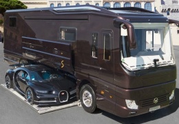  Роскошный «особняк» на колесах с гаражом для Bugatti Chiron