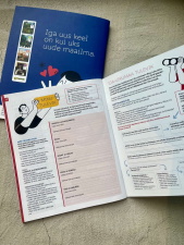 Школьники Ида-Вирумаа получили новую рабочую тетрадь для обучения на эстонском языке