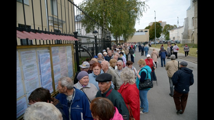к 13 часам на выборах в Госдуму в Нарве проголосовали 2600 человек 