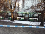 ФОТО: водитель автобуса потерял сознание и почти въехал в дом на улице Гонсиори 