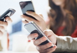 Elisa и Tele2 повышают цены на пакеты мобильной связи