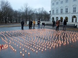 1000 свечей напомнили о погибших и призвали к согласию ныне живущих