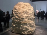  Все ради искусства: художник Абрахам Пуаншеваль замурует себя в камне на 8 дней