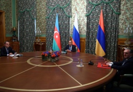 Армения и Азербайджан договорились о прекращении огня в Нагорном Карабахе 