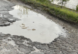 Когда отремонтируют худшую дорогу в Нарве? Это зависит и от городских властей, и от дачников