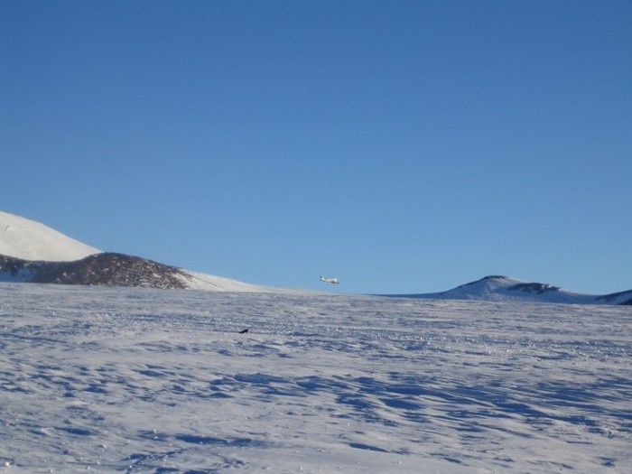 Ремонт самолета в условиях Антарктики