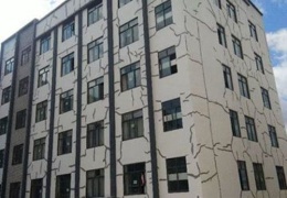 Ремонт общежития в Китае с помощью скотча