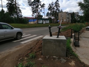 В Братске установили памятник подвеске