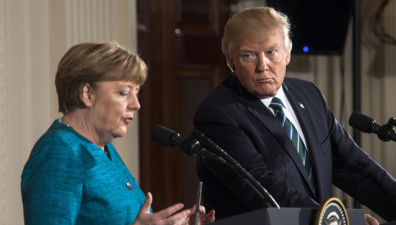 CNN: Трамп пытался узнать у Меркель, как иметь дело с Путиным