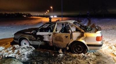 в Ида-Вирумаа на шоссе Таллинн-Нарва загорелся автомобиль 