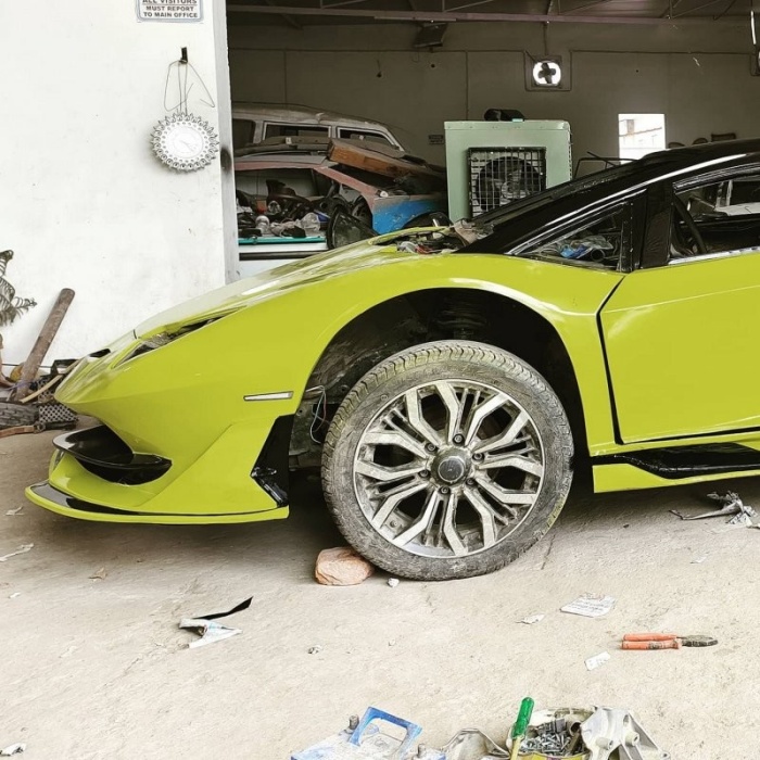 Реплика Lamborghini Aventador SVJ, созданная за один месяц из Honda Civic