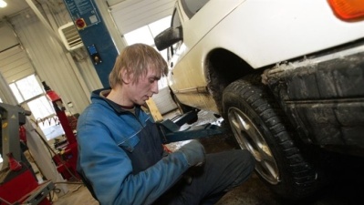 Эстонский шинный союз призывает автовладельцев установить зимнюю резину