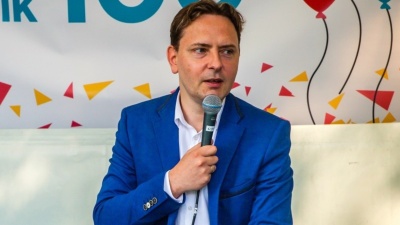 Бывший вице-мэр Нарвы Максим Волков стал директором Центра культуры в Маарду