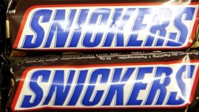 В дополнение к батончикам Snickers в Эстонии также отзываются конфеты Snickers 