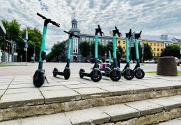 В Эстонии планируют ужесточить правила пользования электросамокатами для несовершеннолетних