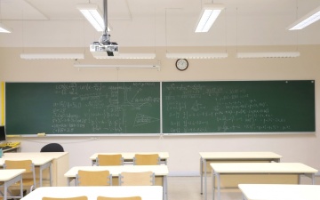В Нарве могут закрыть две школы