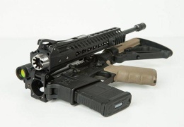 В США презентовали складную винтовку AR-15 