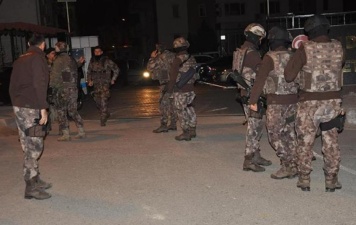 В Турции арестованы более 400 предполагаемых членов ИГ 