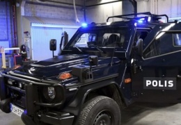 Финская полиция будет ездить на бронированных Mercedes-Benz за 400 тыс. евро каждый