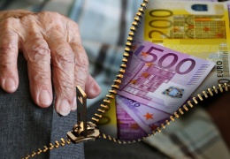 Перестать облагать среднюю пенсию налогом в Эстонии хотят с 2023 года: первый шаг сделан